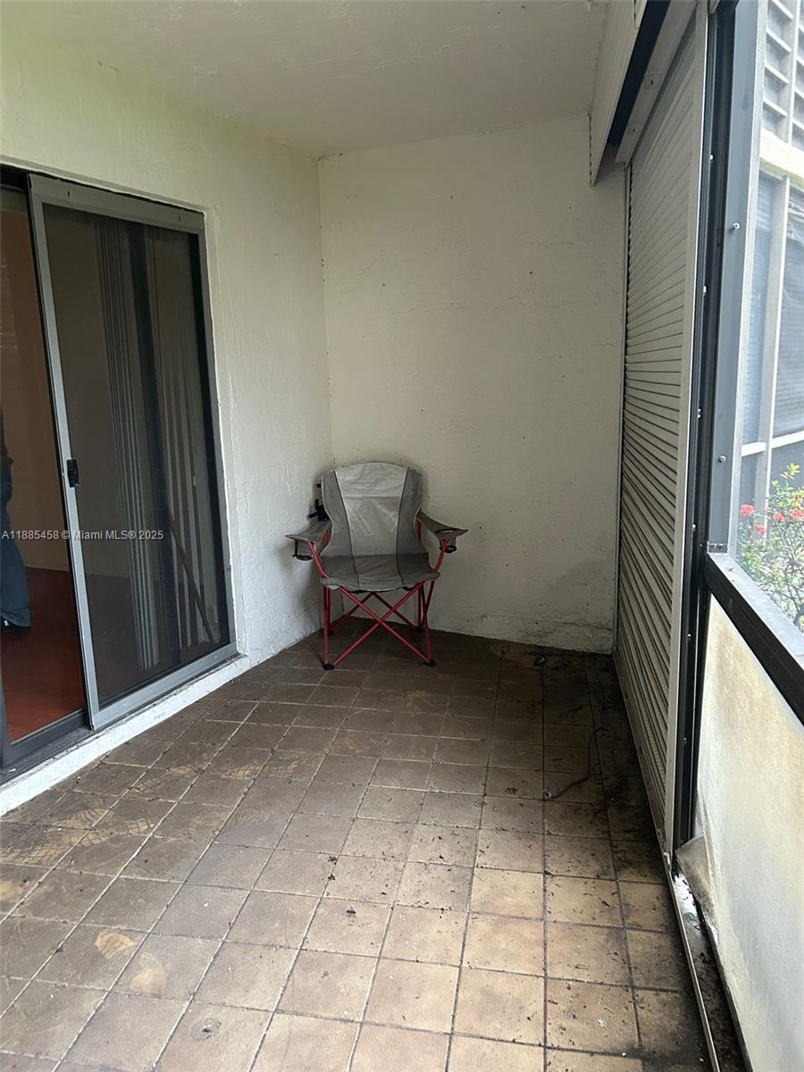 PLANTATION CLUB C CONDO - Residential