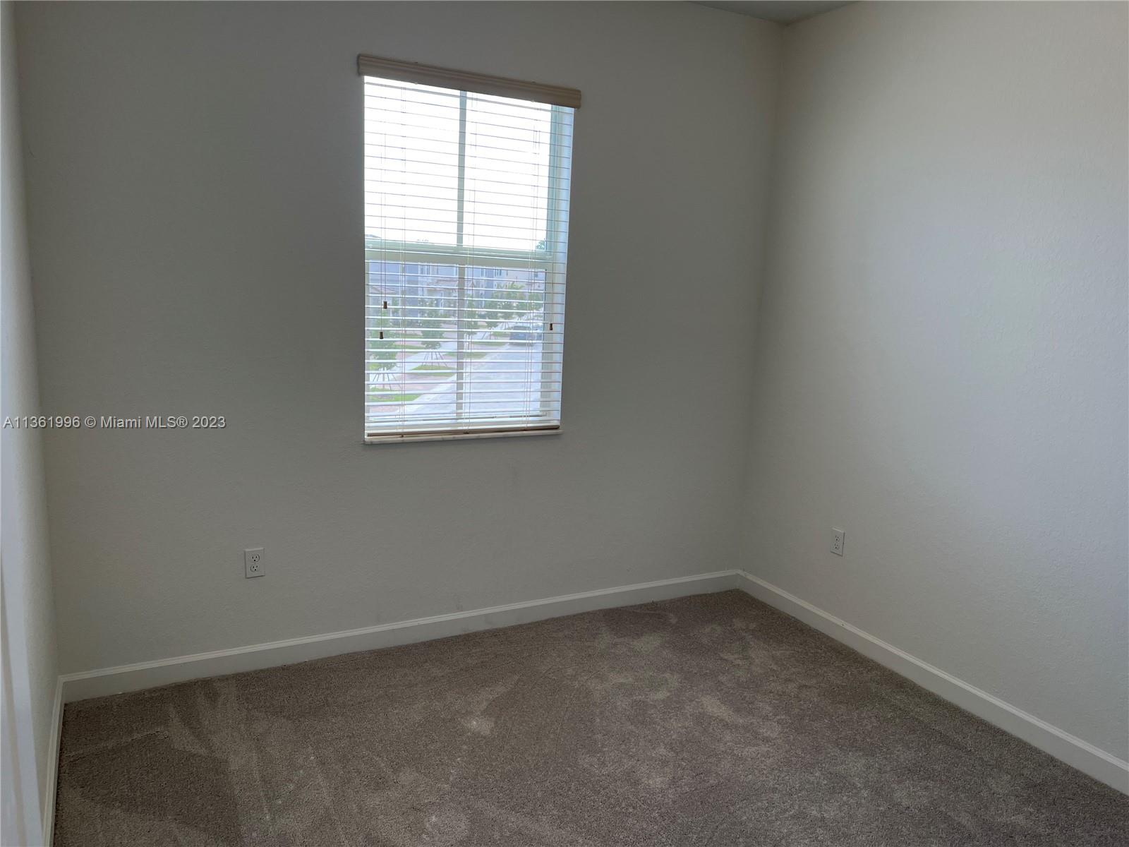 GOLF PARK SEC 1 - Residential Lease
