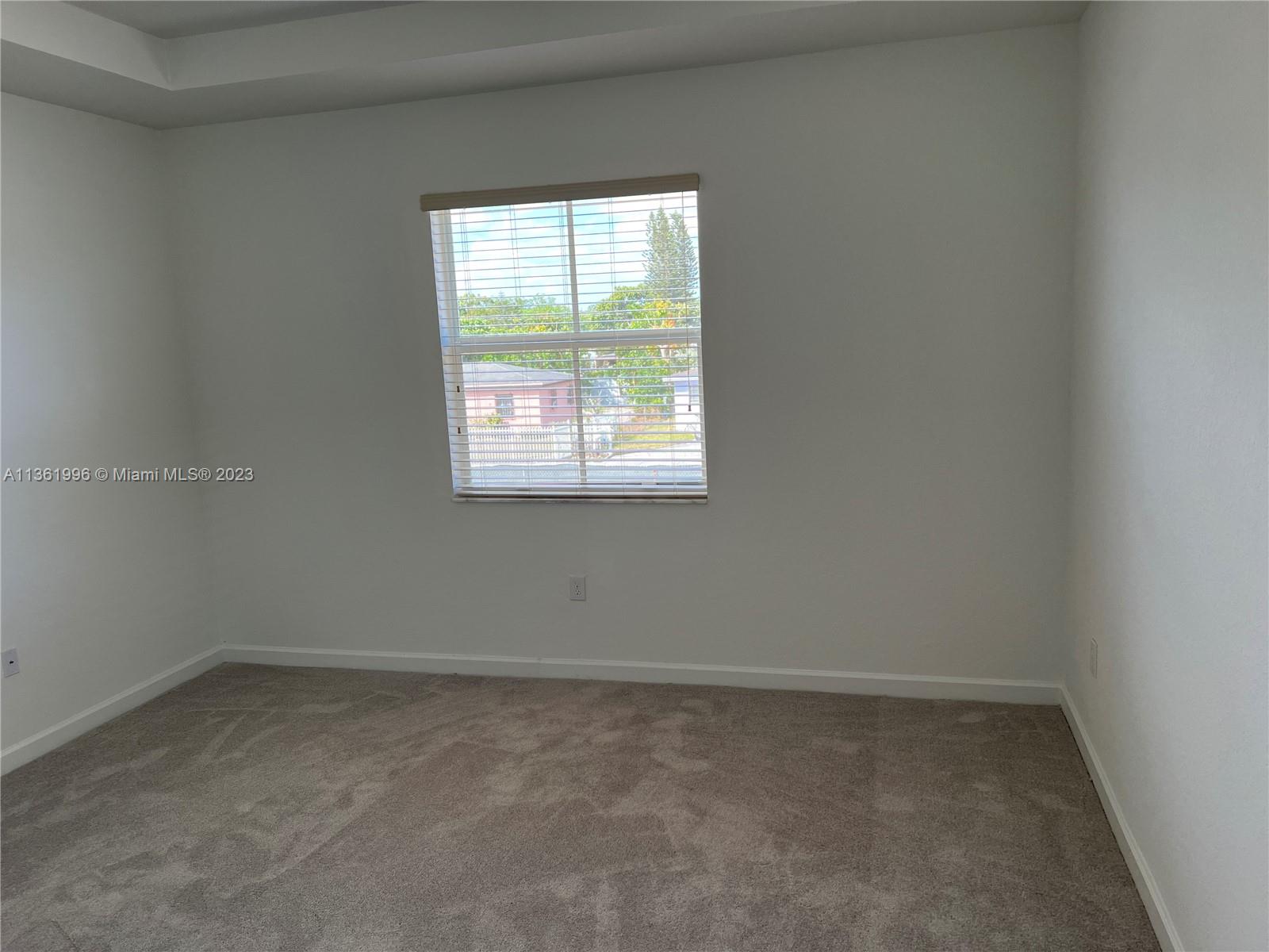 GOLF PARK SEC 1 - Residential Lease