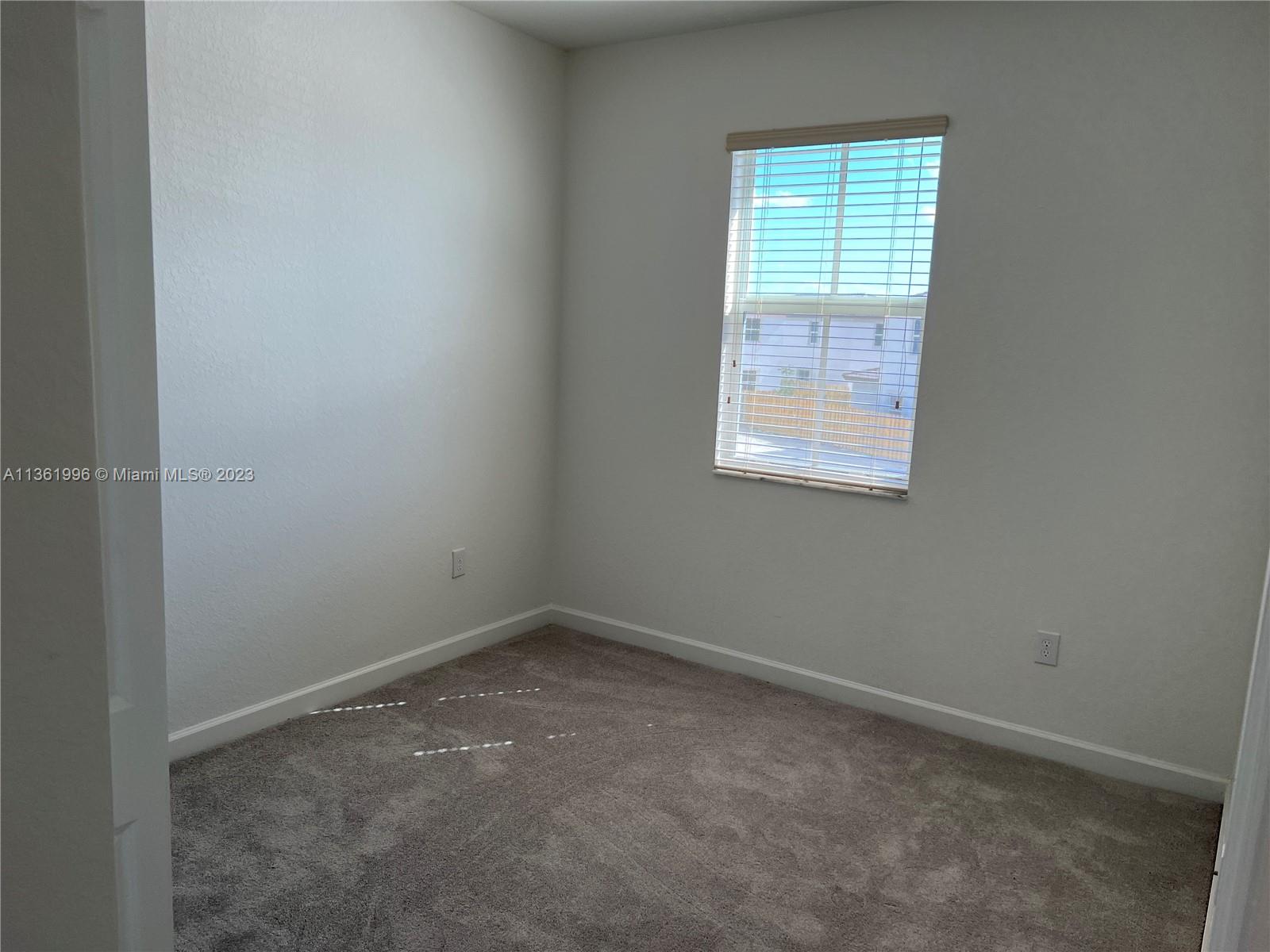 GOLF PARK SEC 1 - Residential Lease