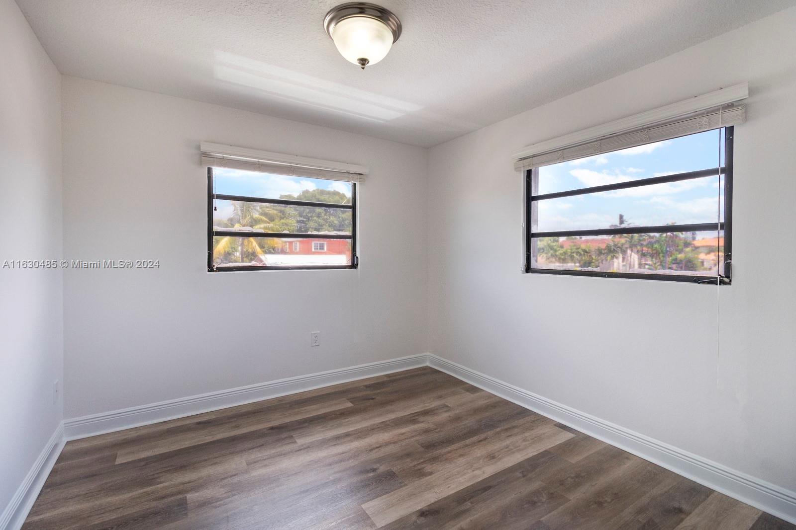 SOUTH BAY ESTATES - Residential Lease