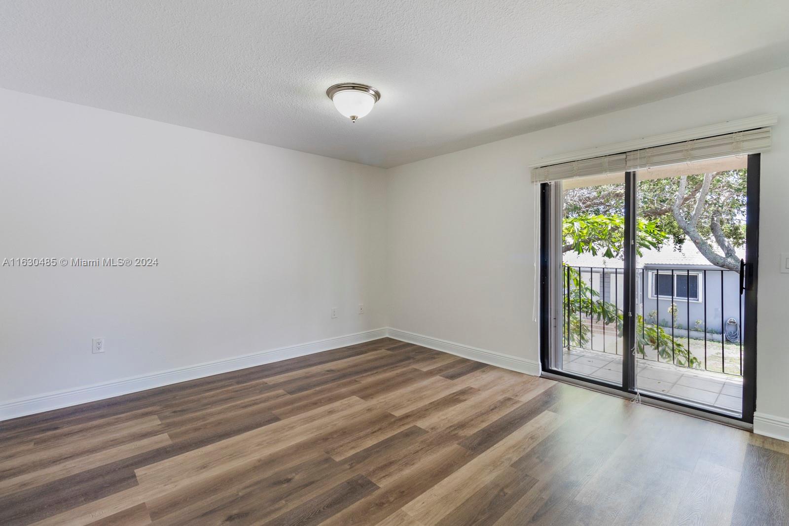 SOUTH BAY ESTATES - Residential Lease