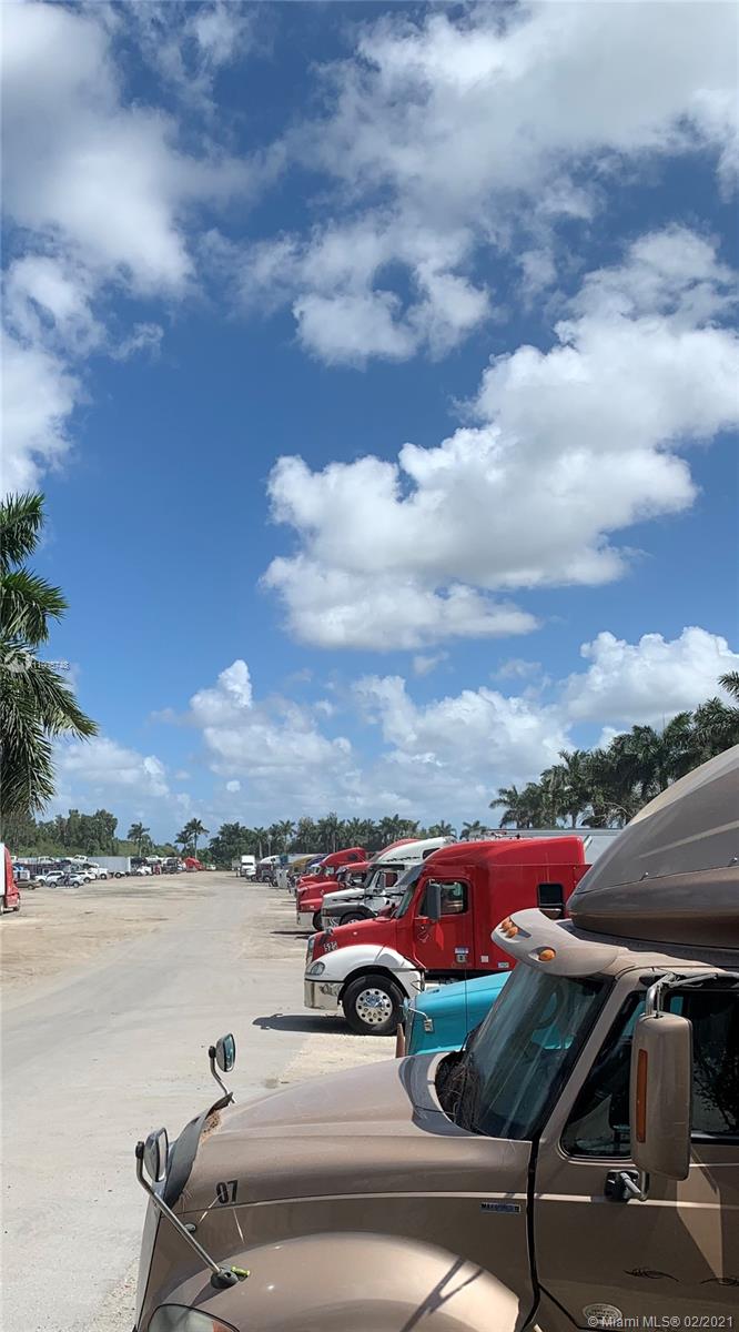 20 Acres of Gated Commercial Land Existing Land Use 650 PARKING, PUBLIC AND PRIVATE GARAGES AND LOTS..