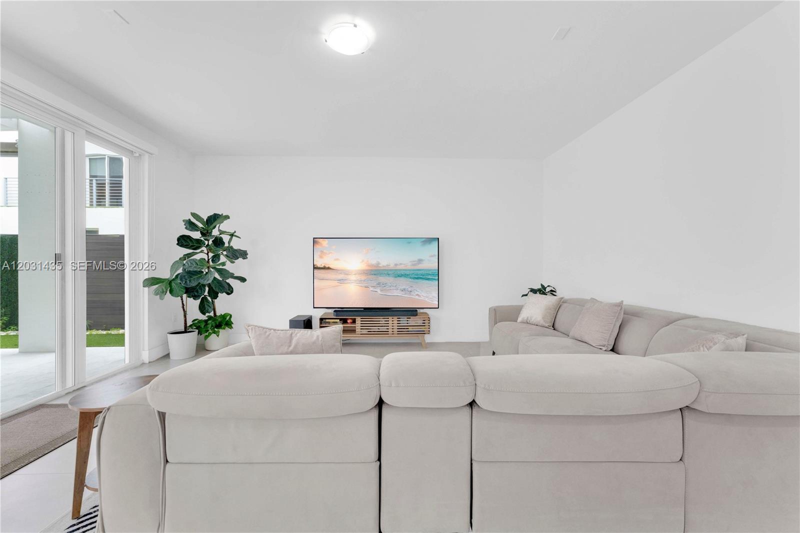 DORAL PALMS SOUTH - Residential