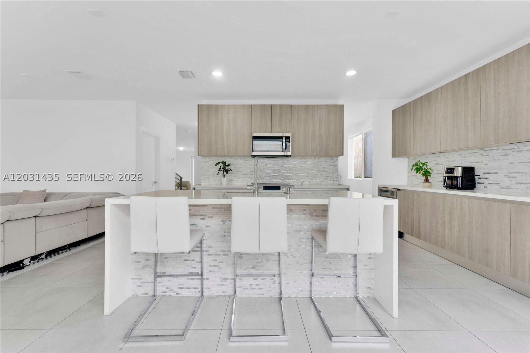 DORAL PALMS SOUTH - Residential