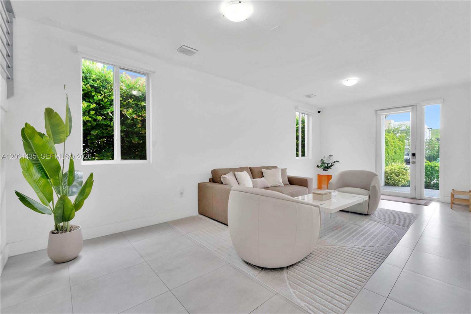 DORAL PALMS SOUTH - Residential