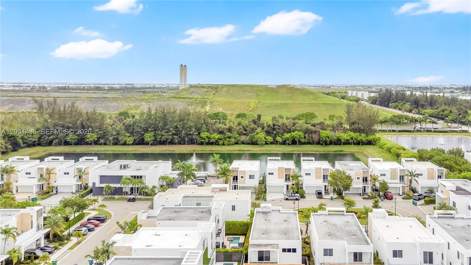 DORAL PALMS SOUTH - Residential