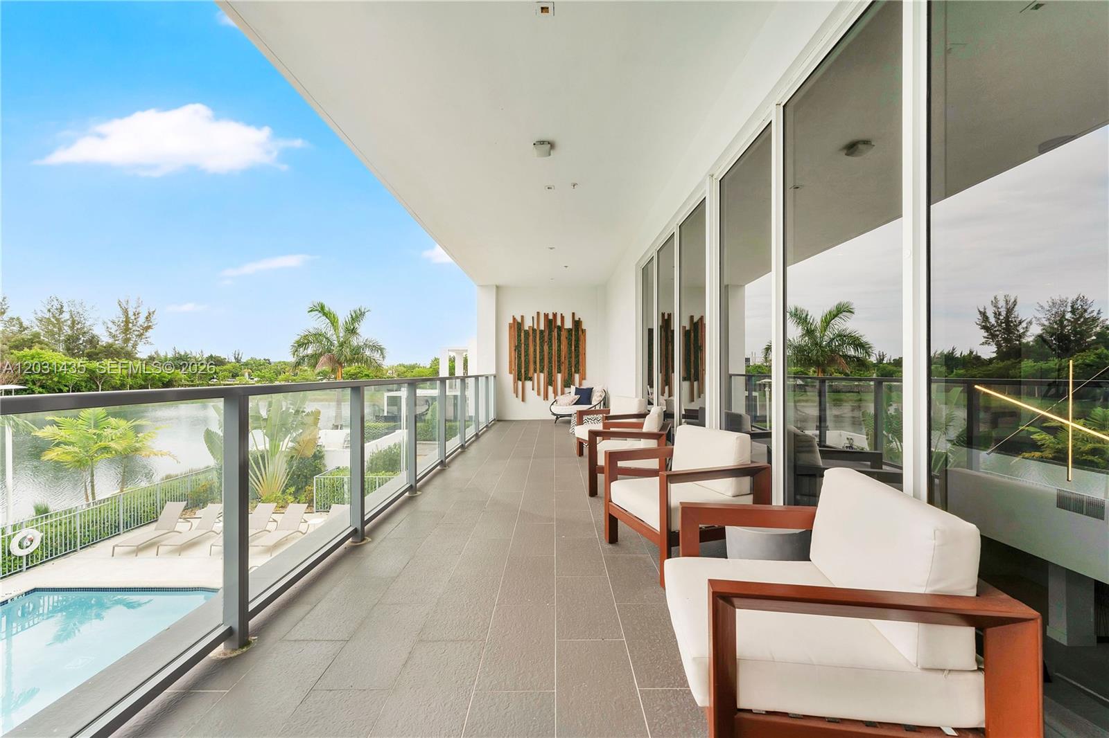 DORAL PALMS SOUTH - Residential