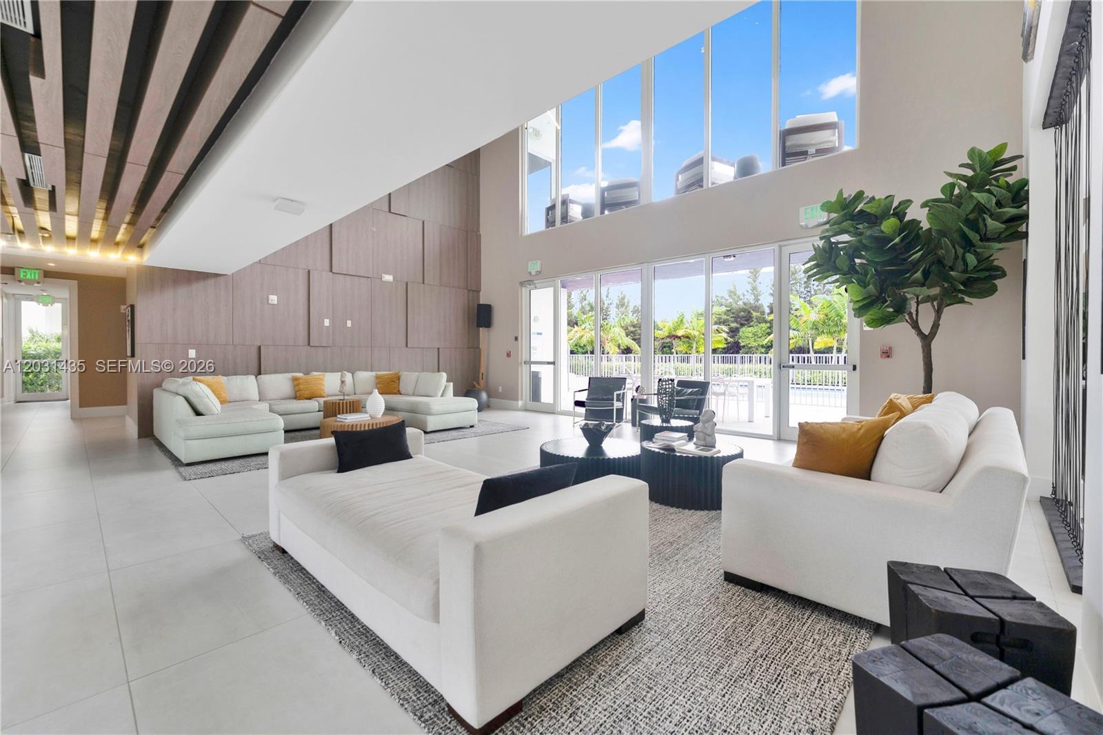 DORAL PALMS SOUTH - Residential