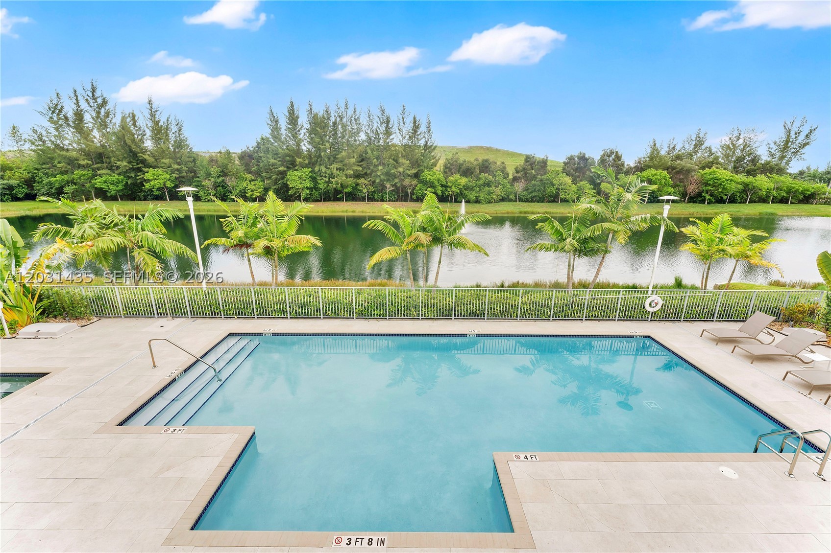 DORAL PALMS SOUTH - Residential