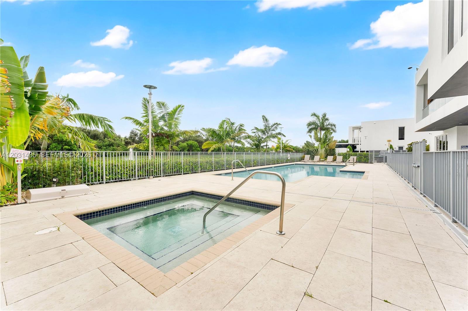 DORAL PALMS SOUTH - Residential
