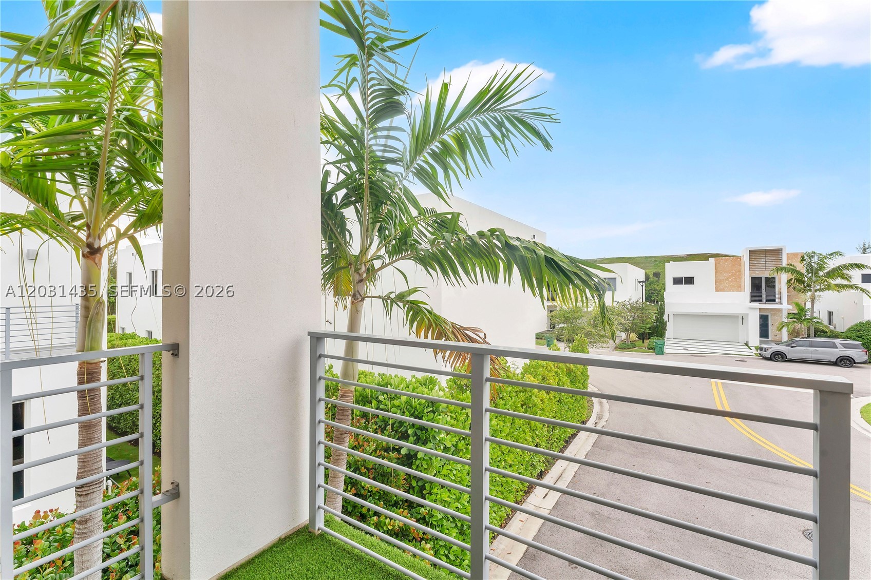 DORAL PALMS SOUTH - Residential