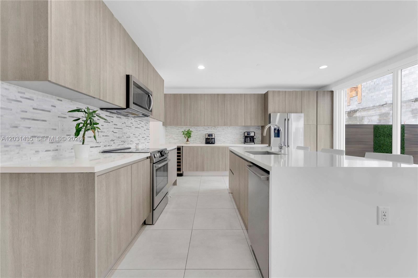 DORAL PALMS SOUTH - Residential
