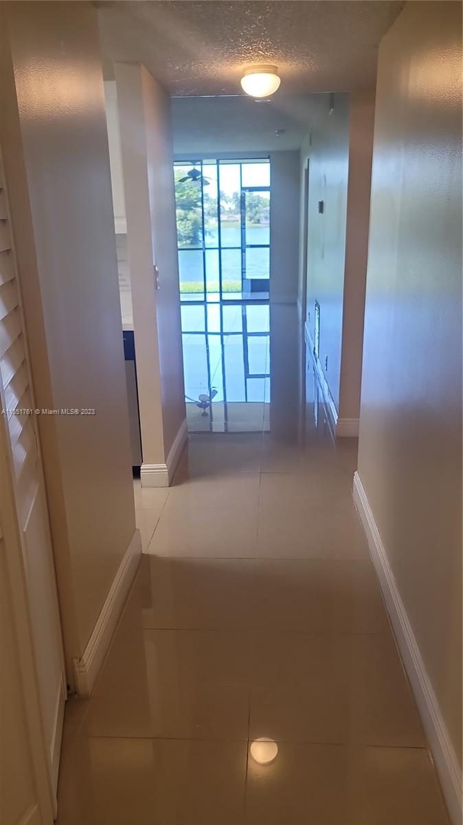 MIRA LAGO CONDO - Residential Lease
