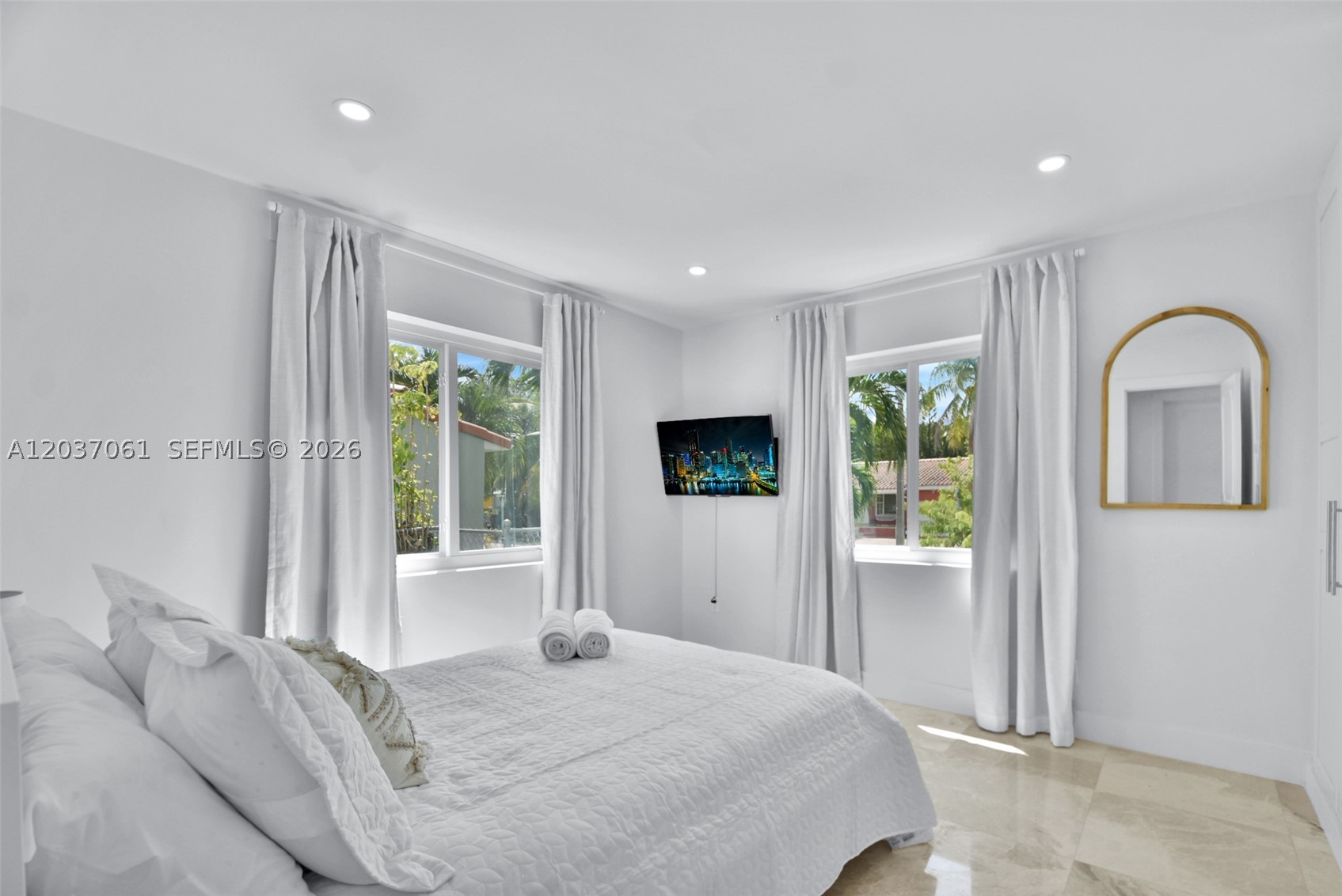 VICTORY HOMESITES - Residential