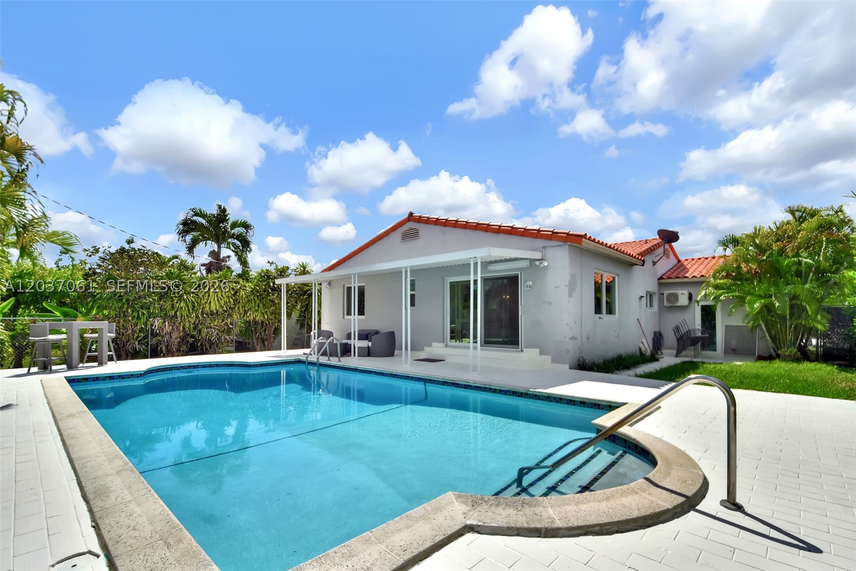 VICTORY HOMESITES - Residential