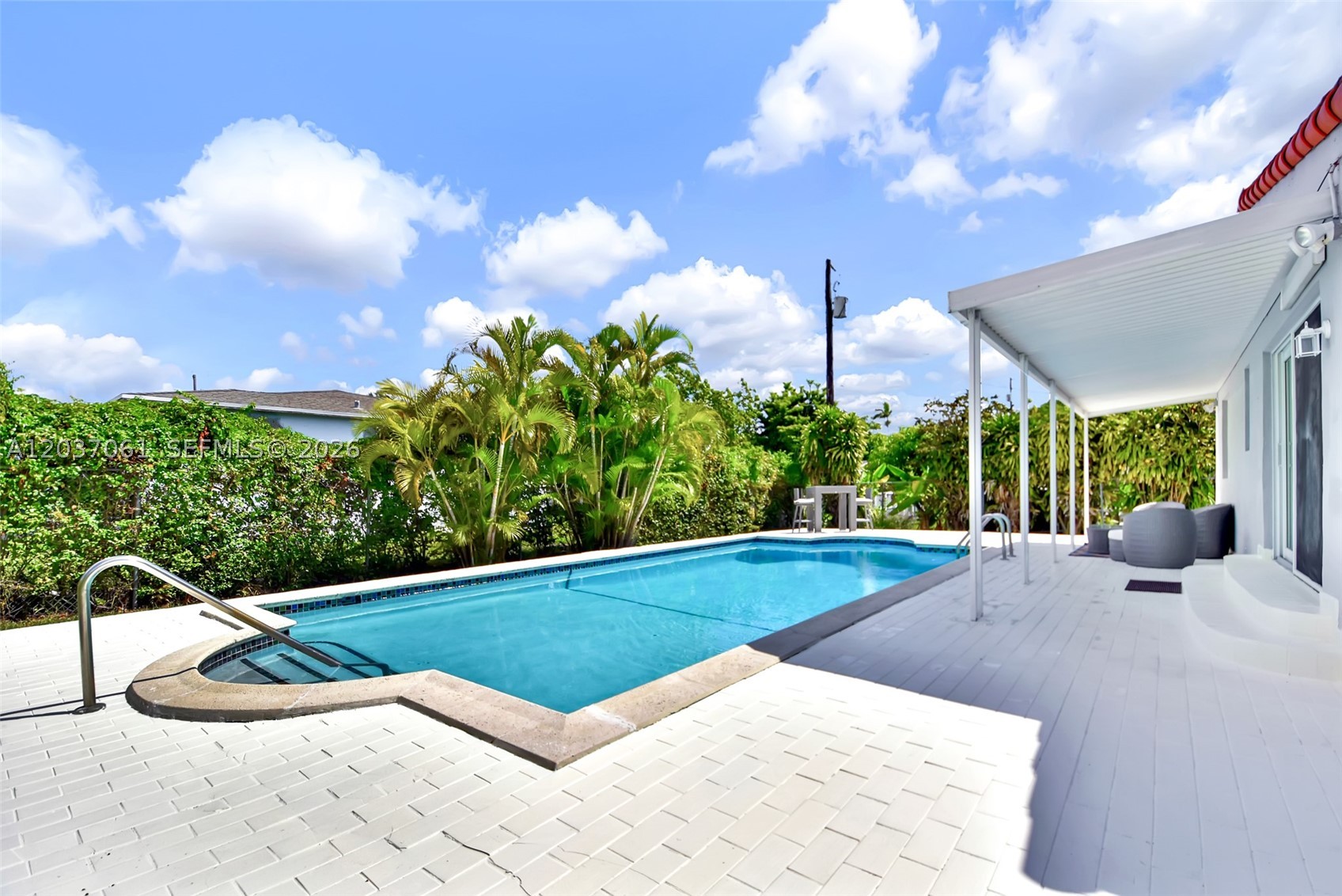 VICTORY HOMESITES - Residential