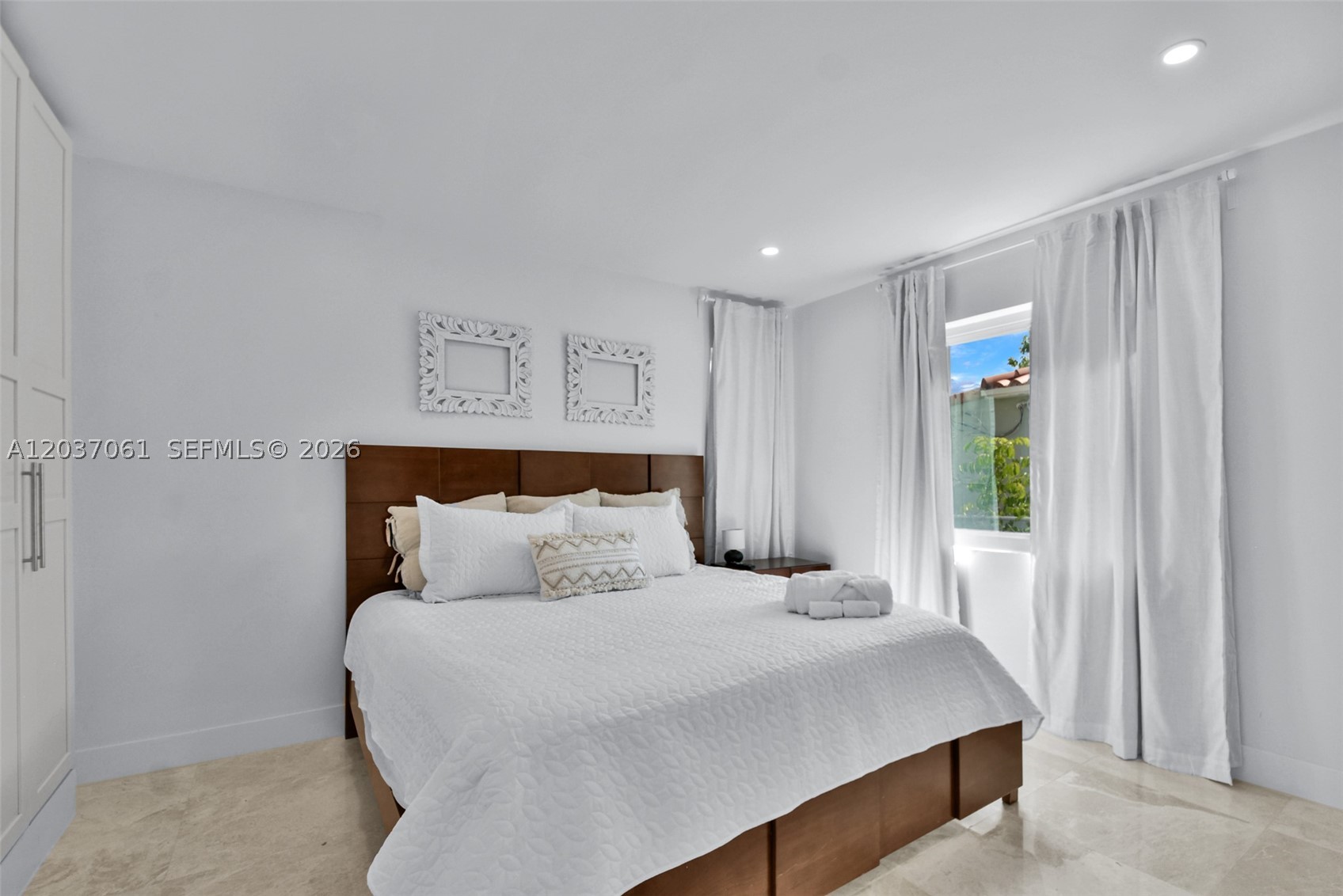 VICTORY HOMESITES - Residential