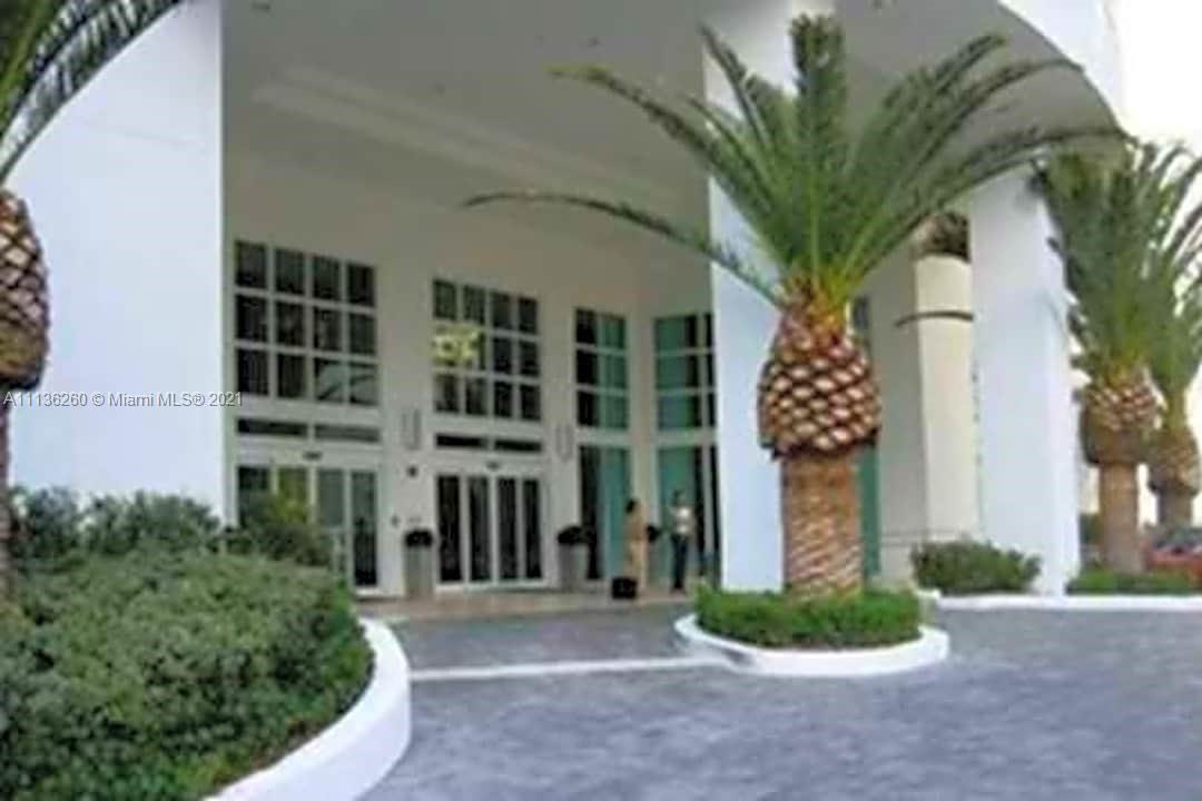 Welcome to the most spacious floor plan for a 2bed/2.5bath corner with amazing sunset views and floor to ceiling glass windows in all of Brickell at The Plaza on Brickell. Features include: carpet , chef kitchen with ss appliances, w/d and extra half bathroom for guests. The Master suite has all floor to glass windows, huge walk in closet and a luxury spa bathroom with tub. Walking distance to Mary Brickell Village, downtown. Rent include water, basic cable, internet and one assigned parking.
 First Month and 2 Refundable Months Security Deposits paid to the owner + 3.800.00 Refundable Common Area Security Deposit paid to the building.