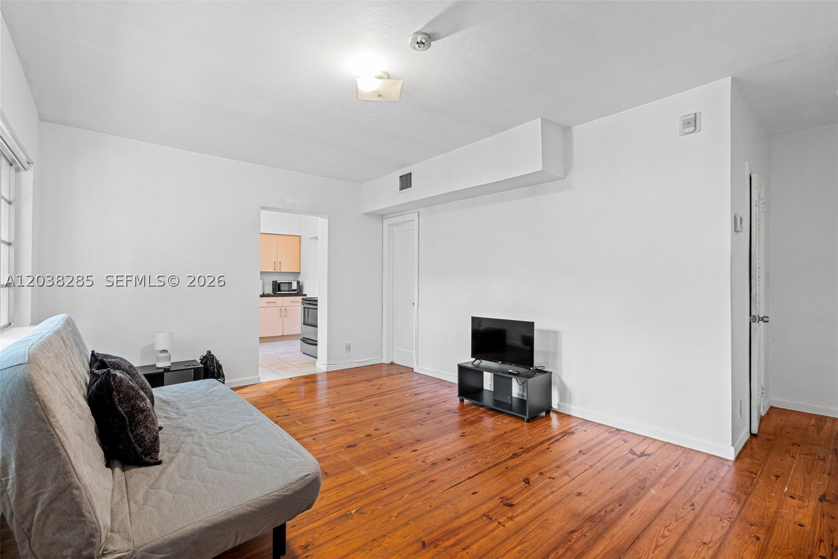 THE CASA BELLA CONDO ON S - Residential