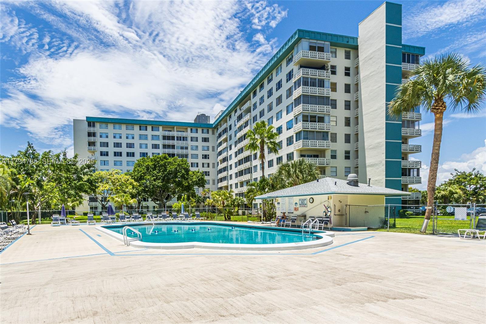 HILLCREST EAST NO 23 COND - Residential