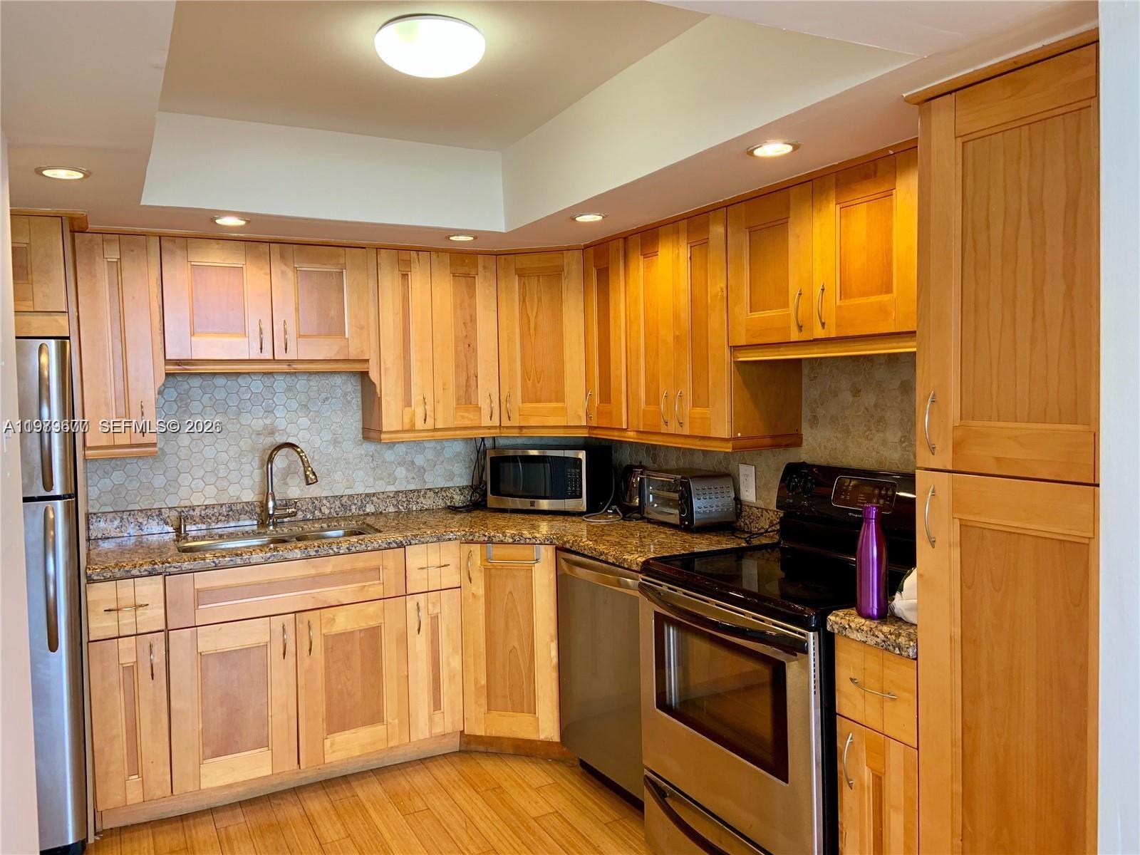 CRESTVIEW TOWERS CONDO - Residential