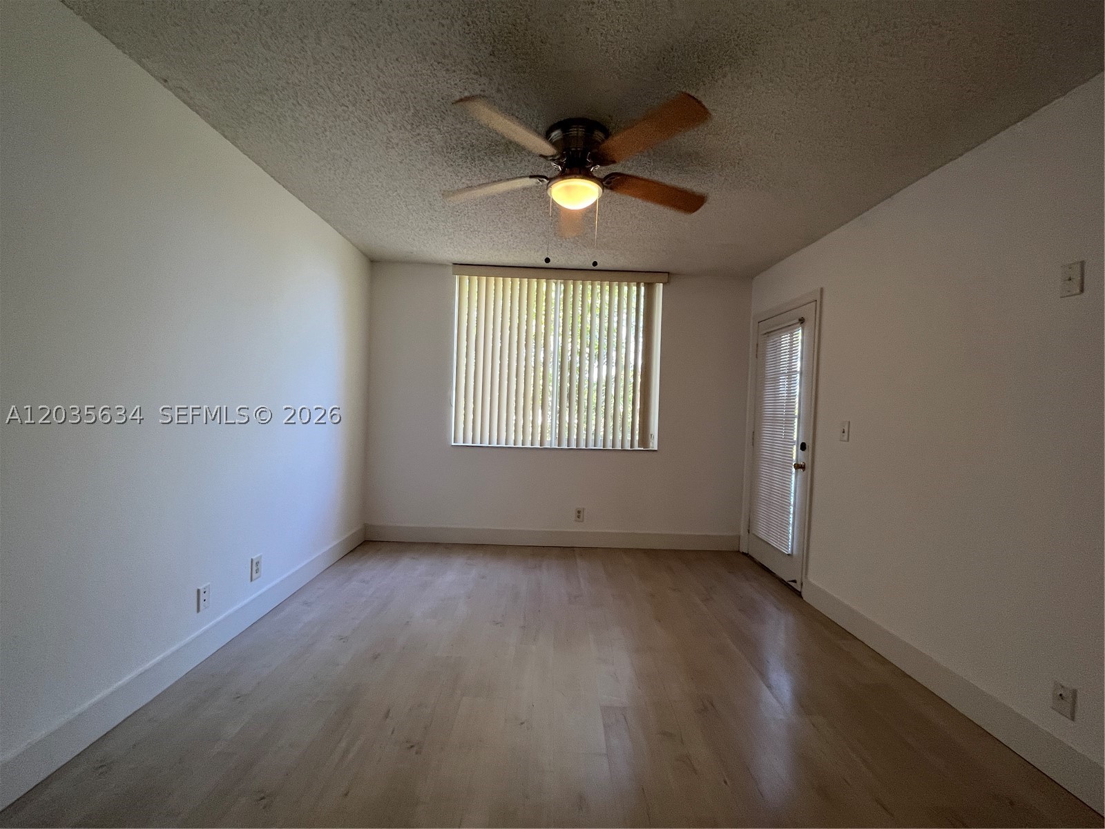 WINDWARD LAKES CONDO - Residential Lease