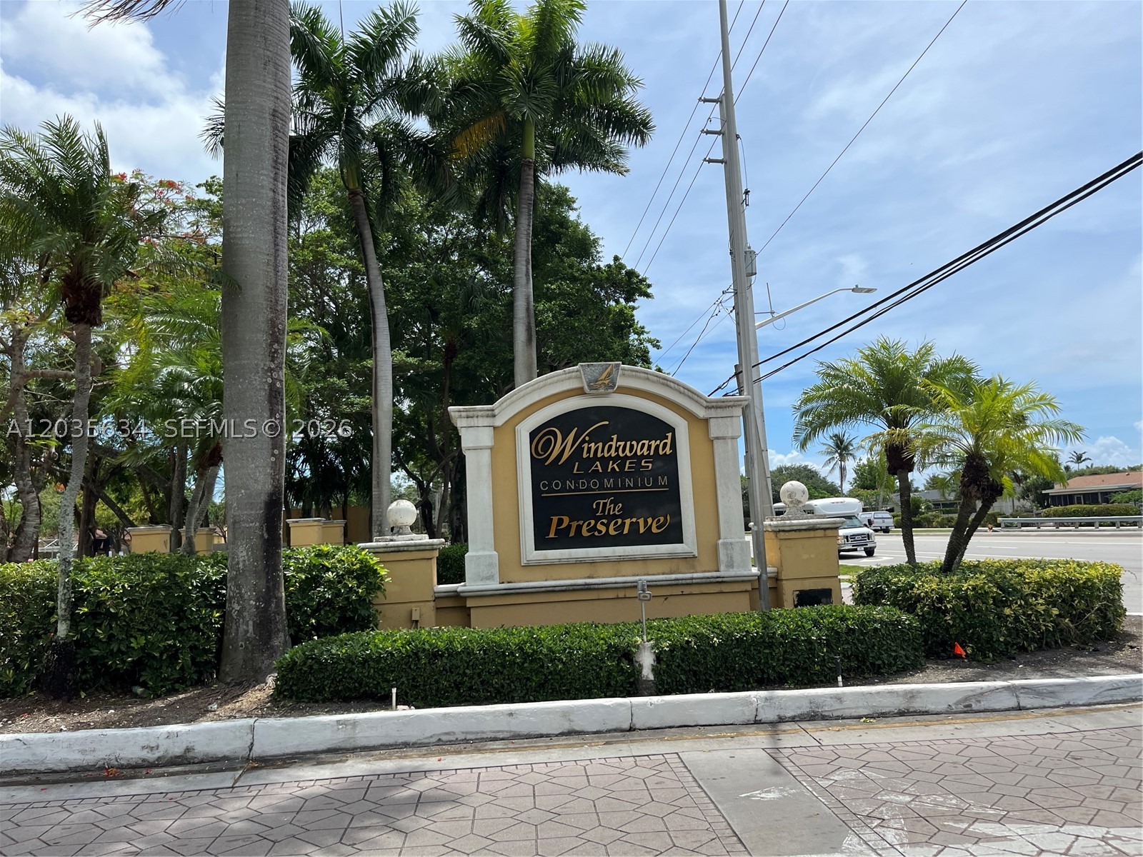 WINDWARD LAKES CONDO - Residential Lease