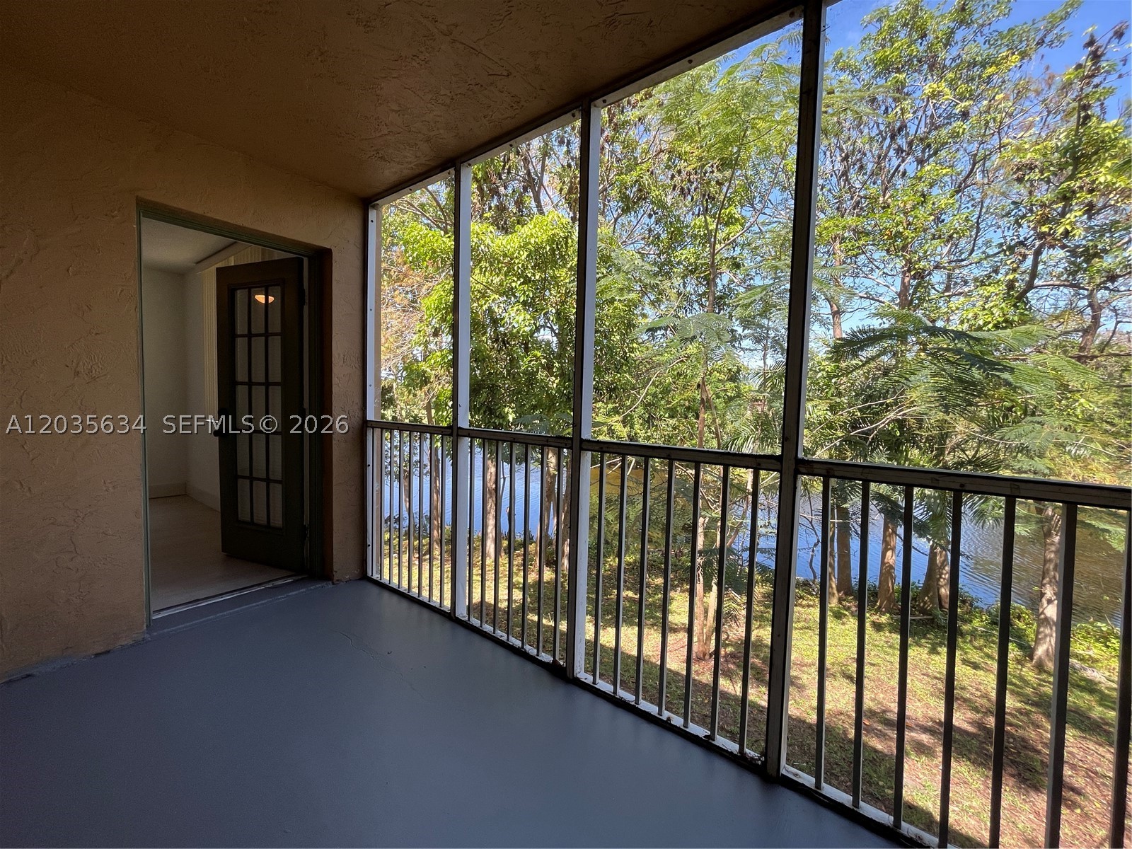 WINDWARD LAKES CONDO - Residential Lease