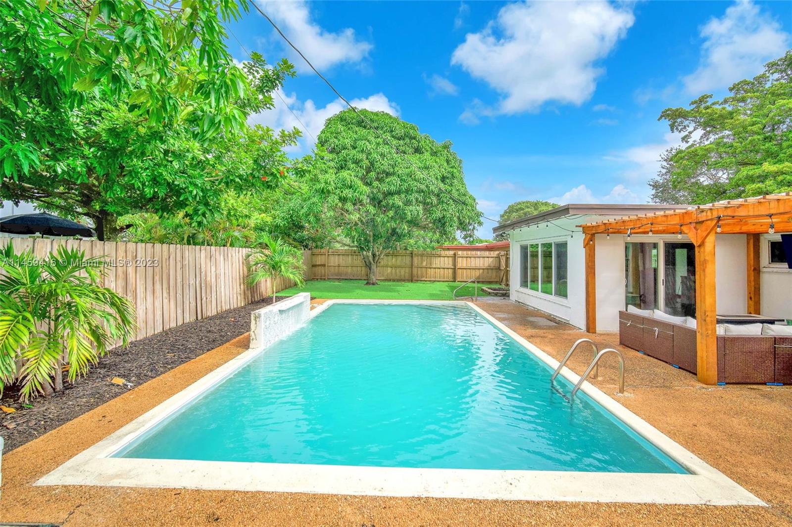 MELROSE PARK SEC 8 - Residential