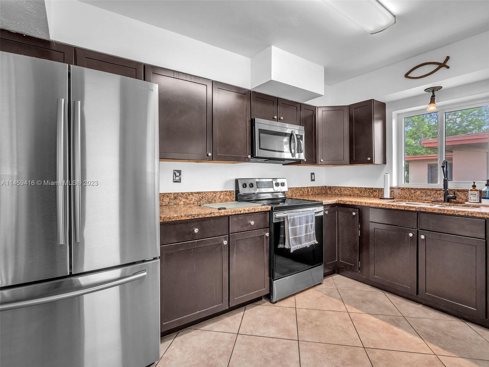MELROSE PARK SEC 8 - Residential