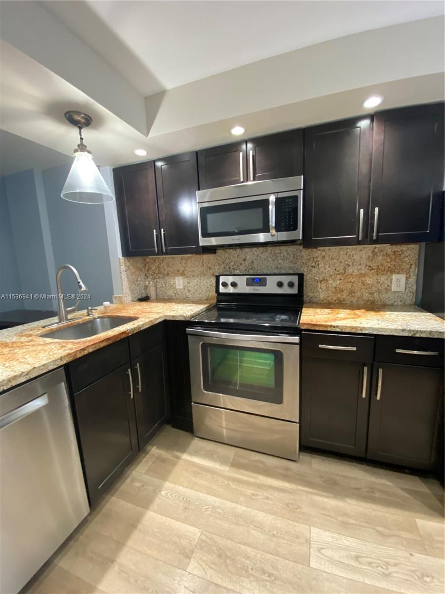 ROYAL PARK CONDO - Residential