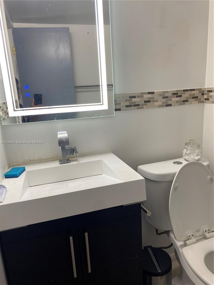 ROYAL PARK CONDO - Residential