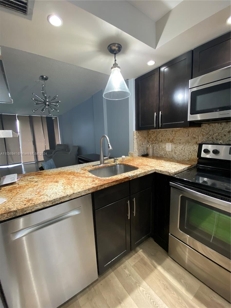 ROYAL PARK CONDO - Residential