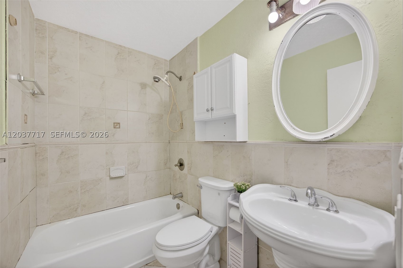SUPERIOR HOMES SEC 2 - Residential Lease