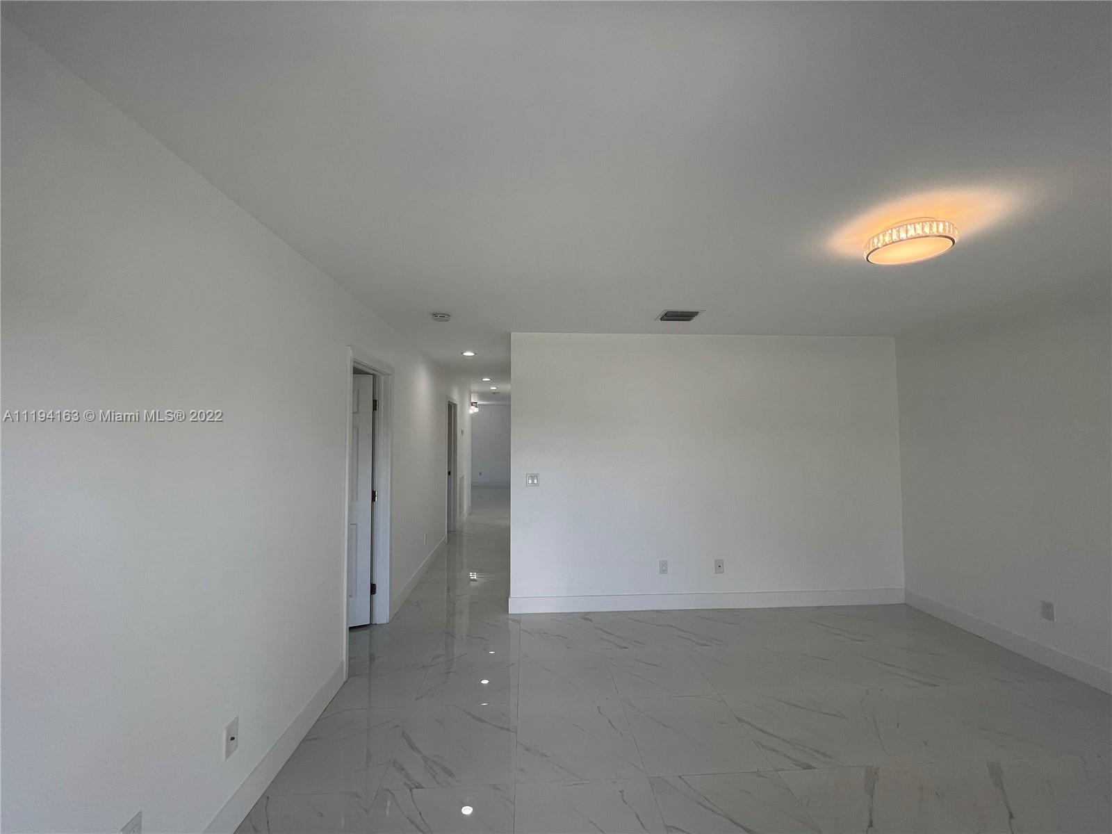 KENWOOD IN PB 3 PGS 44 & - Residential