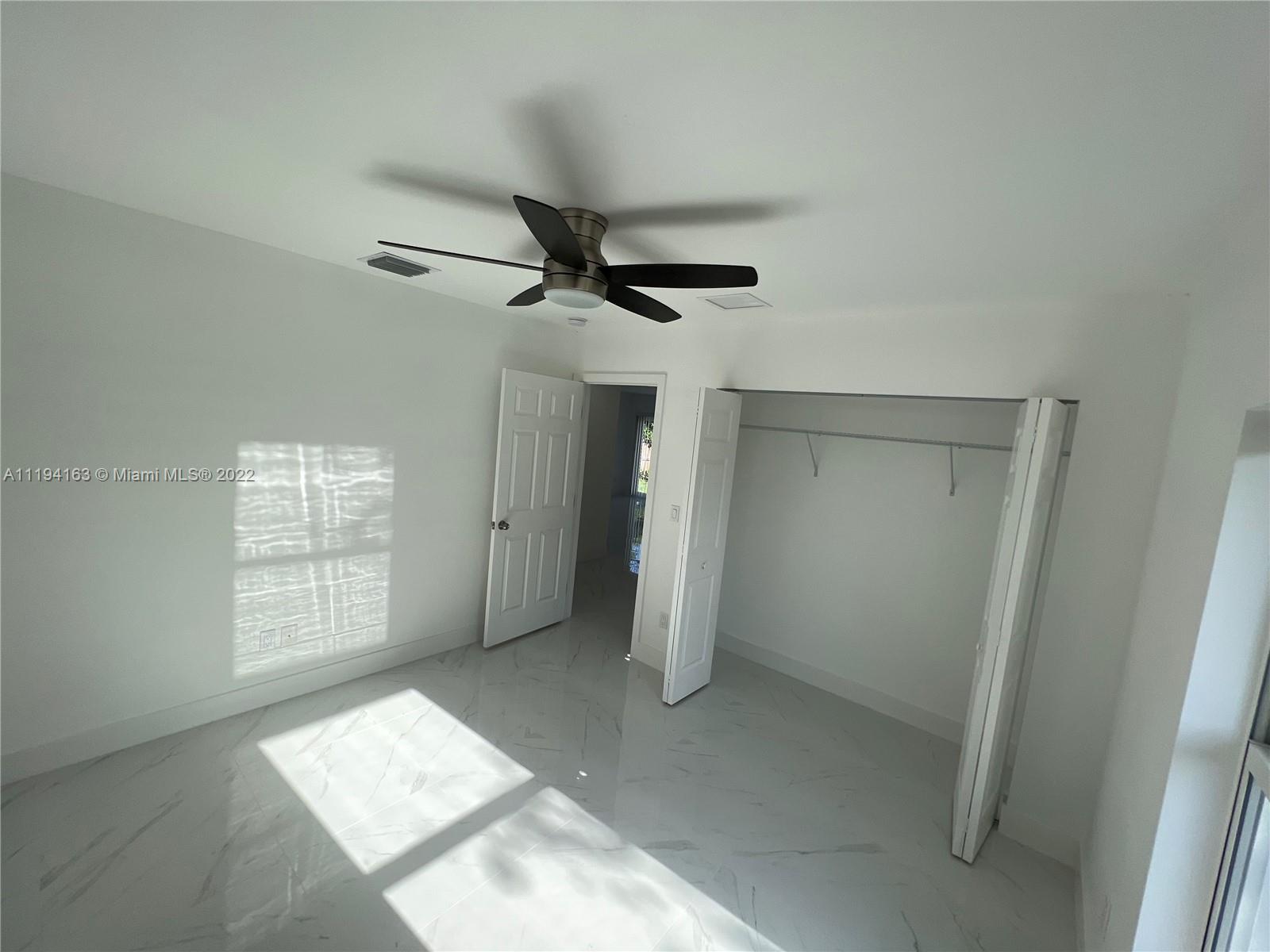 KENWOOD IN PB 3 PGS 44 & - Residential