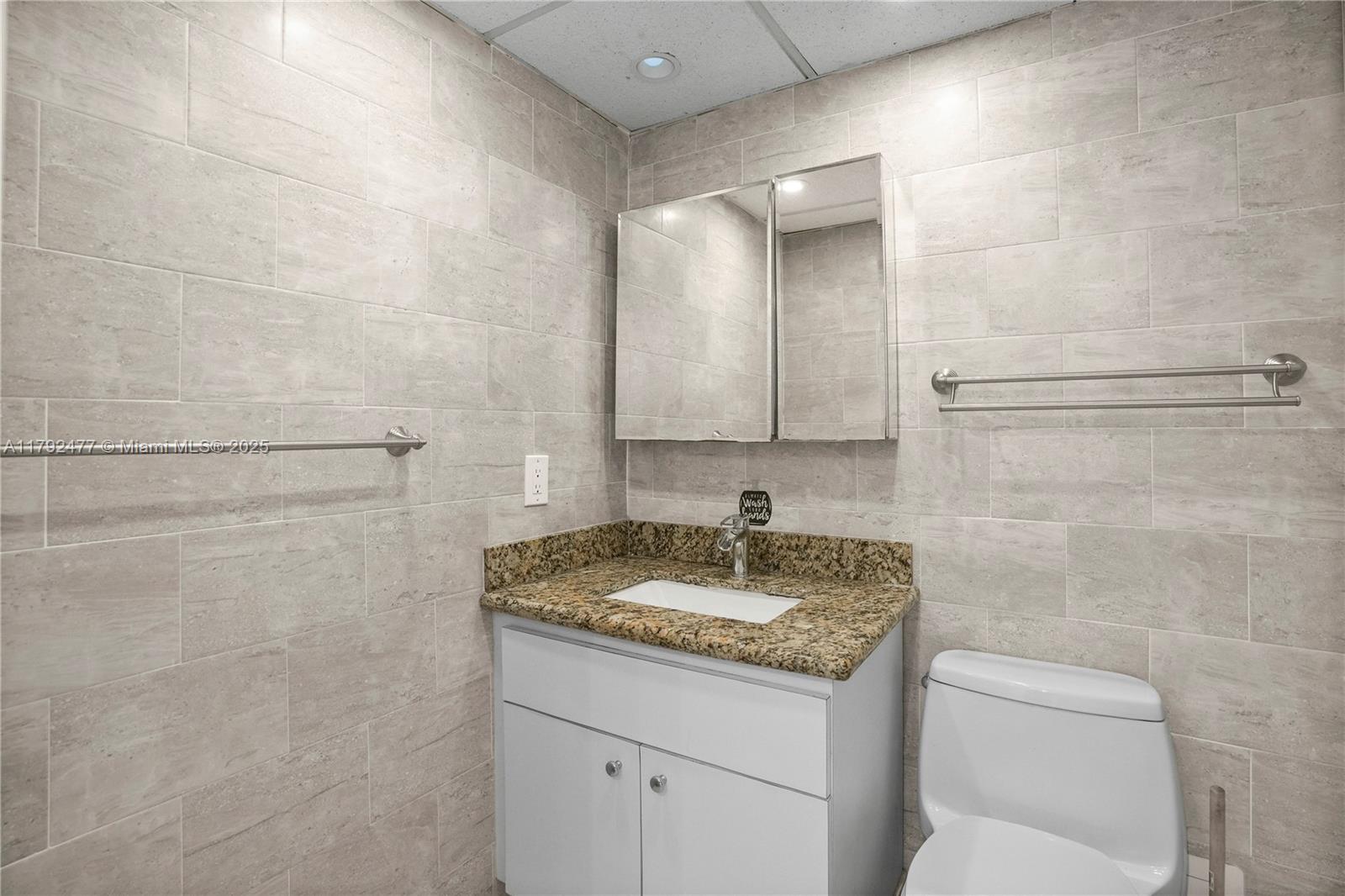 SUNNY ISLES SHORES SEC A - Residential Lease