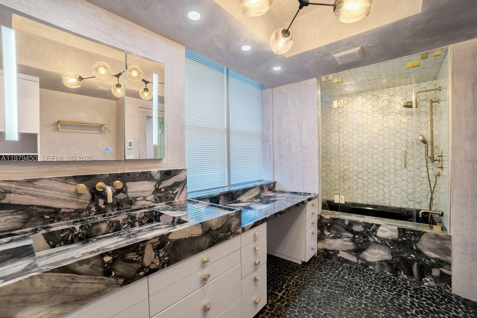 VILLA DI MARE CONDO - Residential