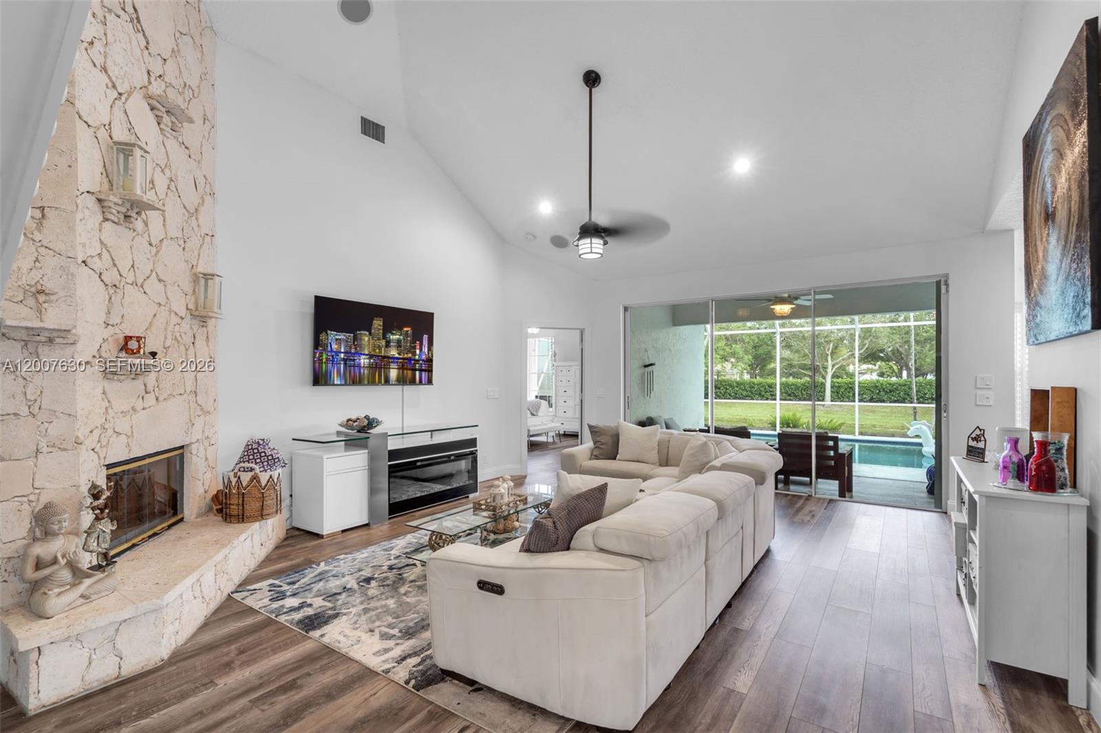 EAGLE TRACE - Residential