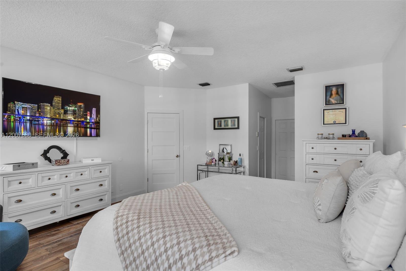 EAGLE TRACE - Residential