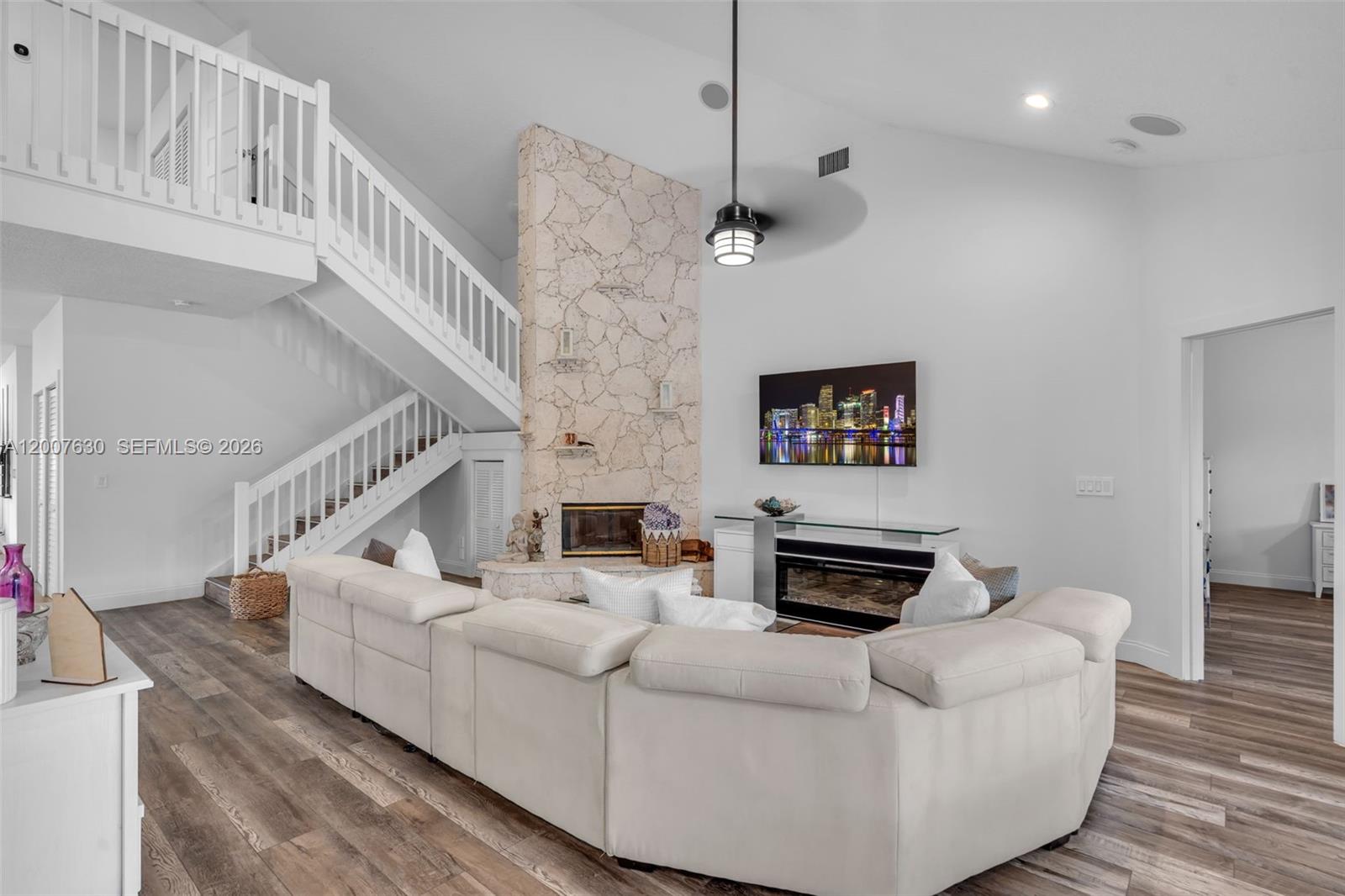 EAGLE TRACE - Residential