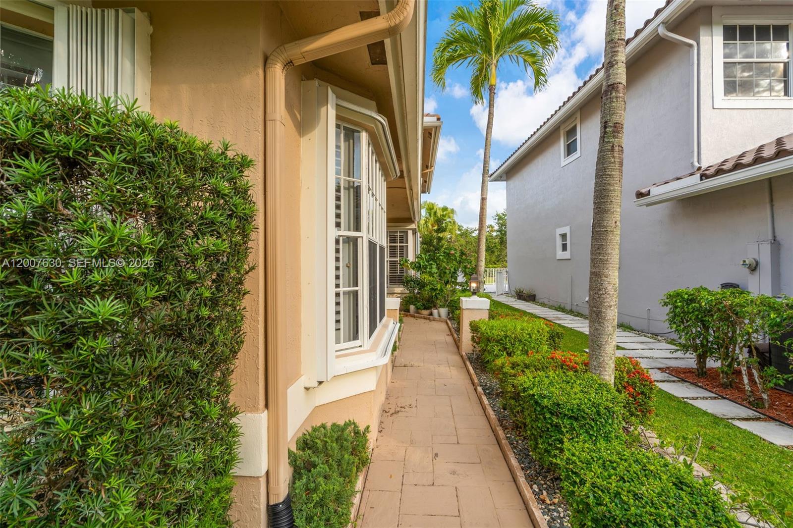 EAGLE TRACE - Residential