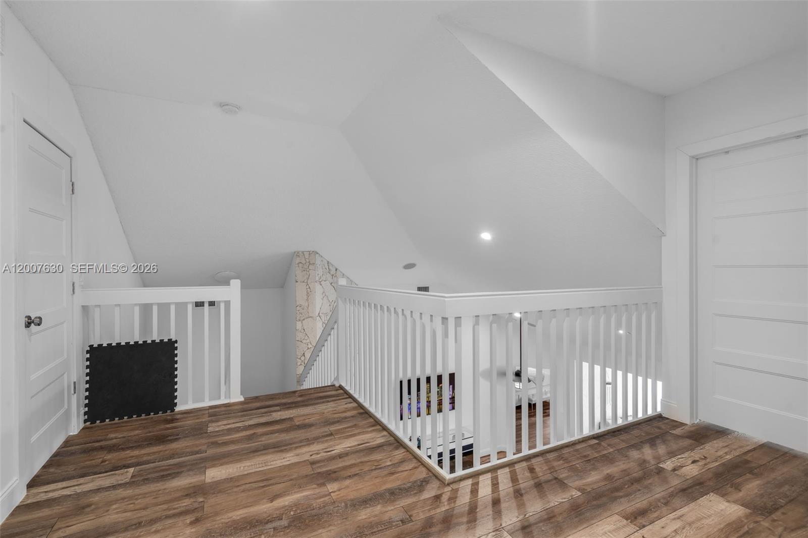 EAGLE TRACE - Residential
