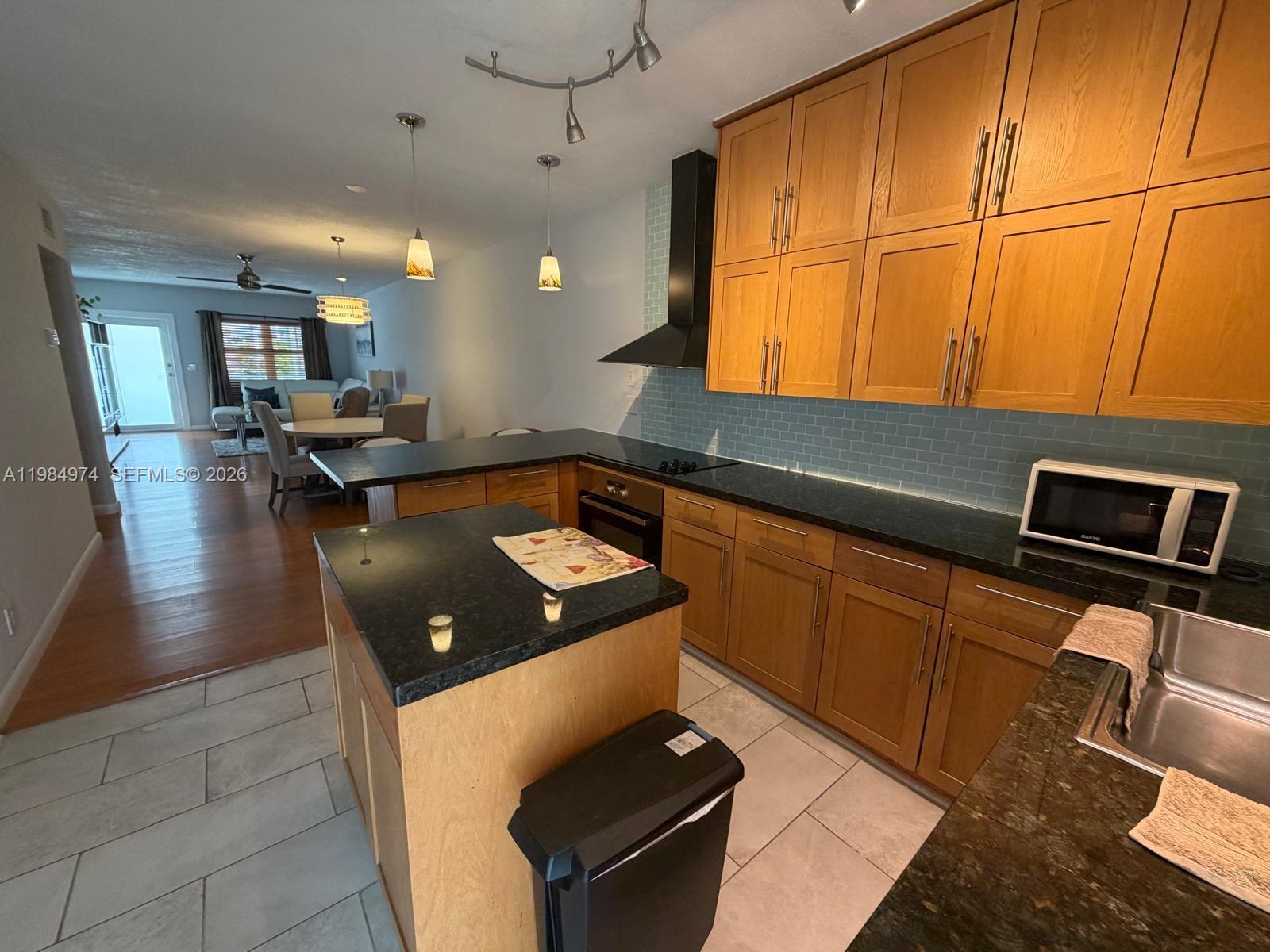 COASTAL GARDEN CONDO - Residential