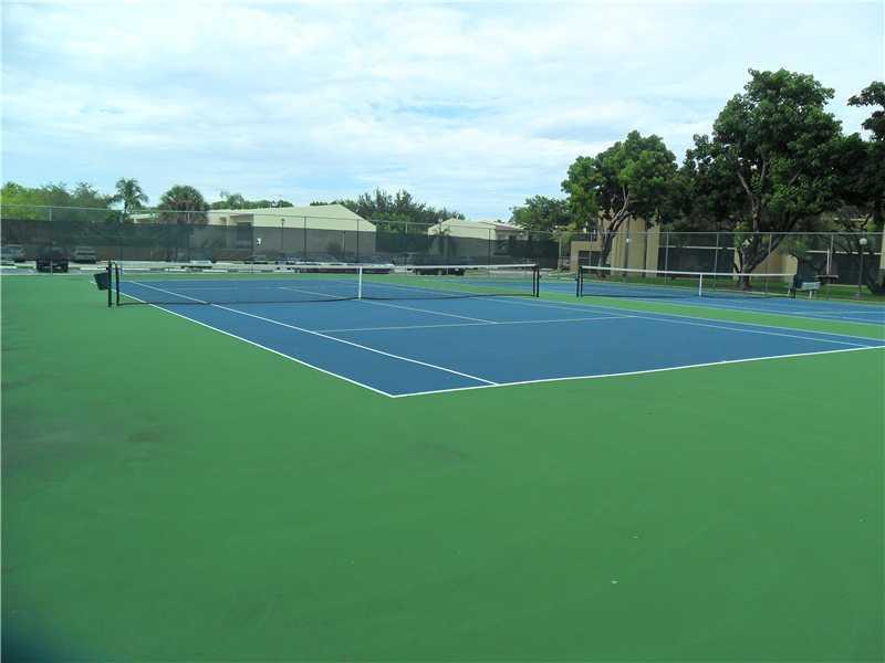 THE HORIZONS CONDO #6 - Residential Lease
