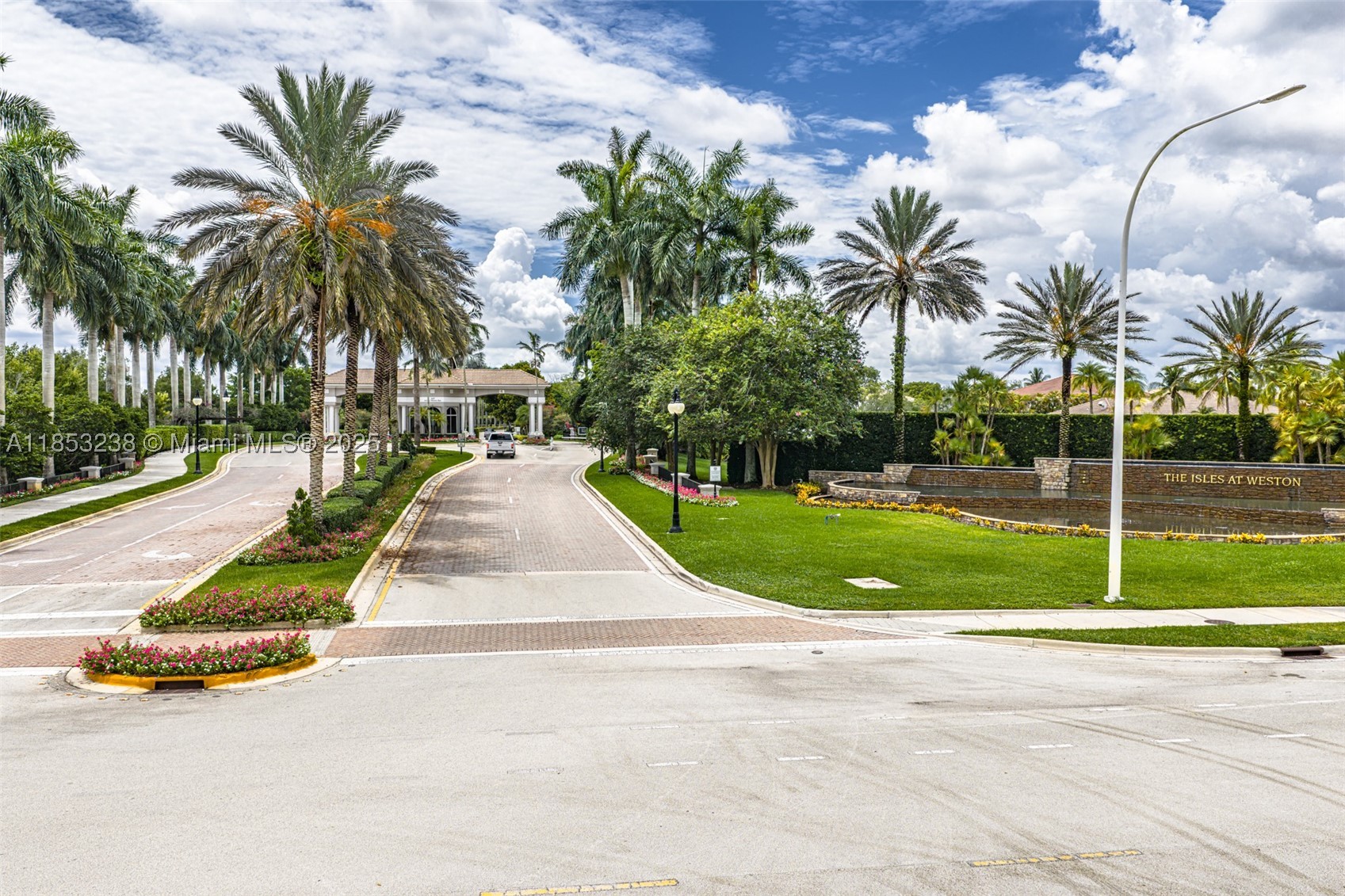 ISLES AT WESTON - Residential
