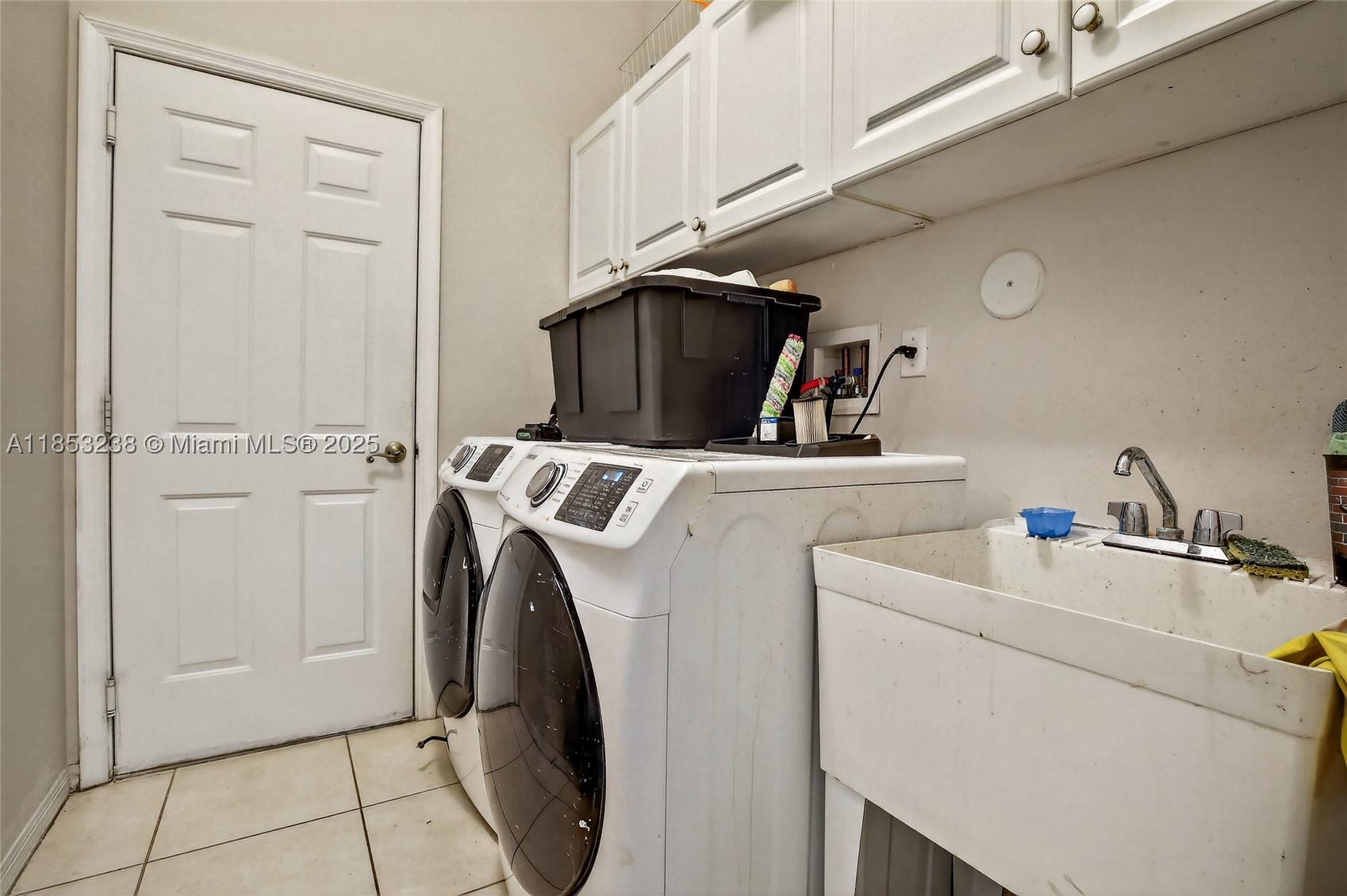 ISLES AT WESTON - Residential
