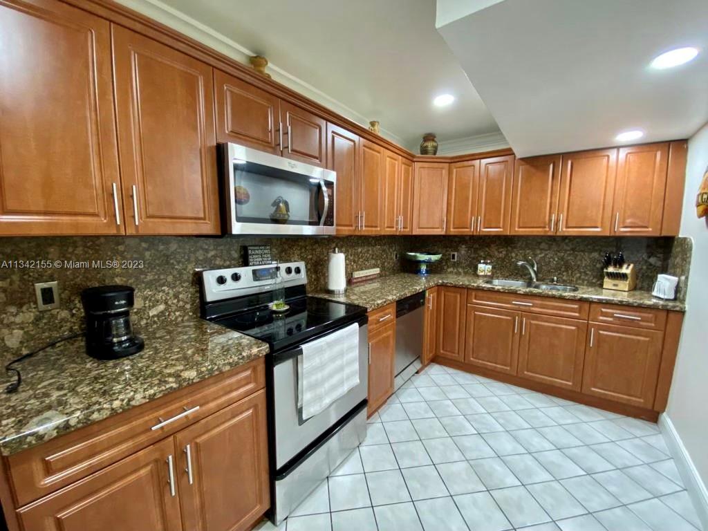 SWEETWATER GARDENS AMD PL - Residential Lease