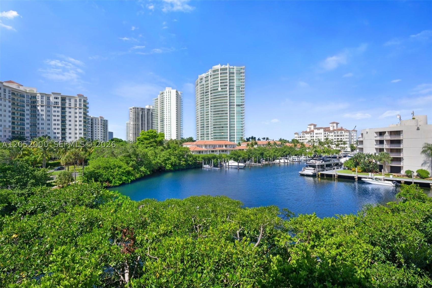 THE YACHT CLUB AT AVENTURA - Residential Lease
